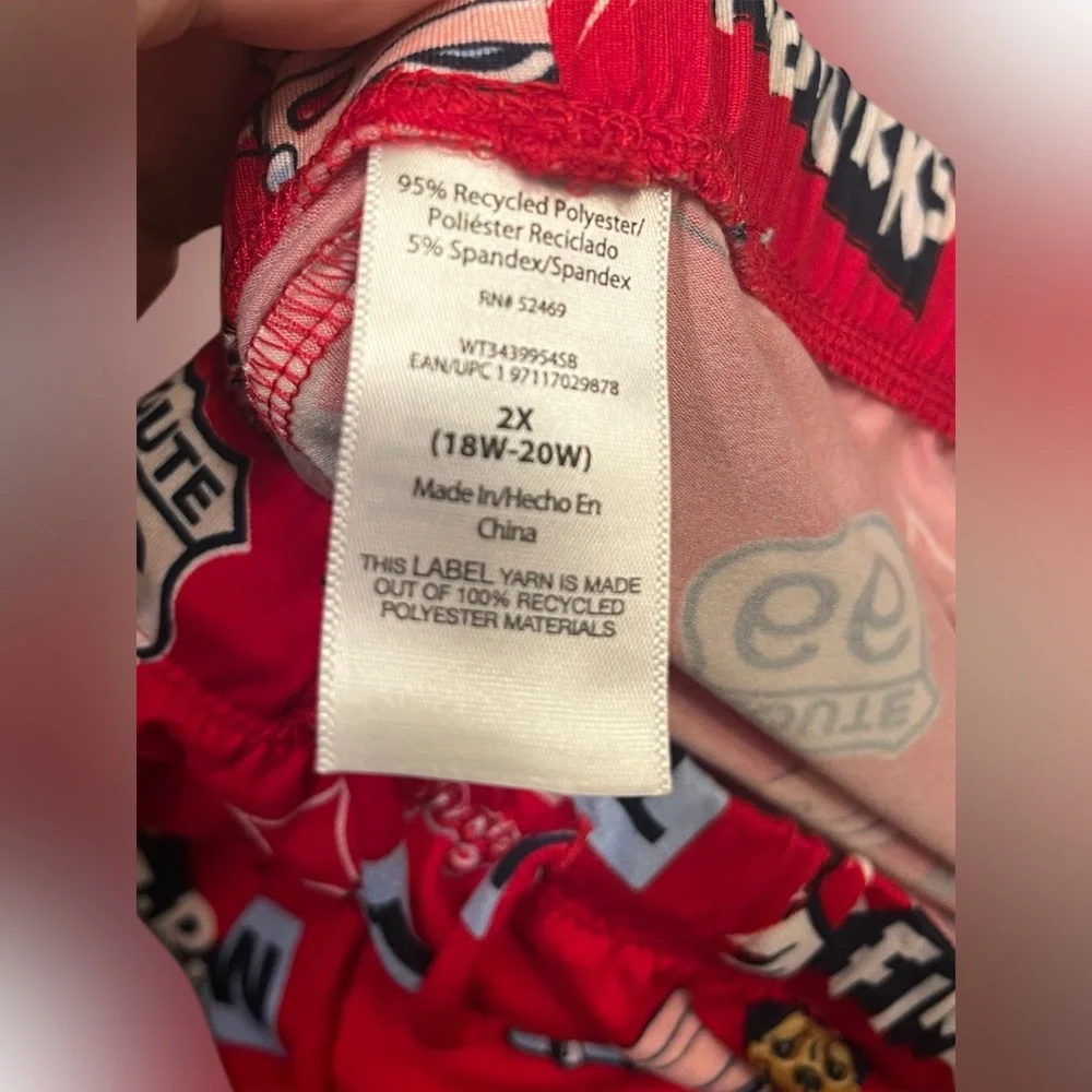2X Secret Treasures Retro Red Printed Lounge Shorts - Picture 5 of 6